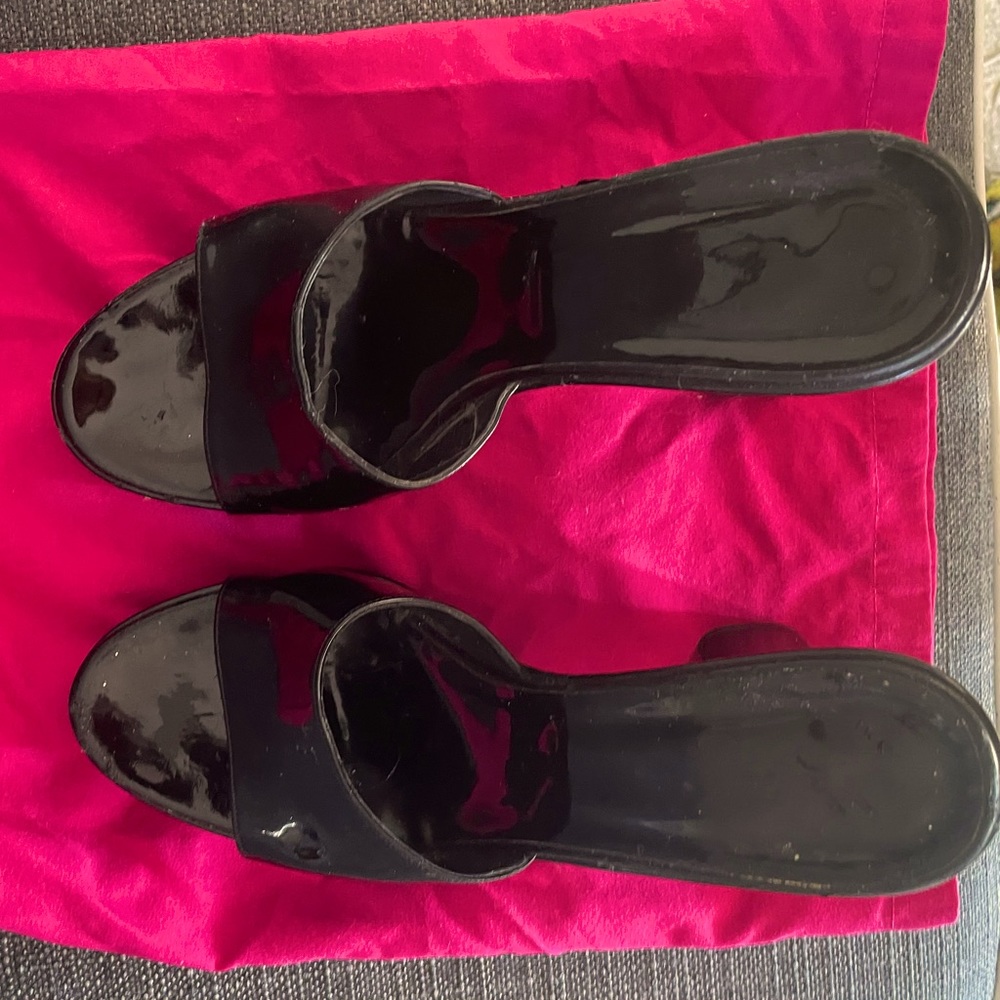 Used Via Spiga candies…they have been worn a bit but still look nice.